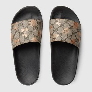 GUCCI Women's berry print slide